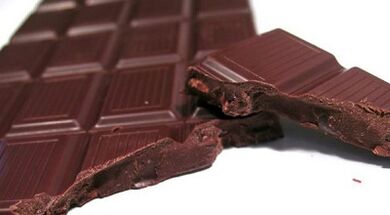 chocolate monodiet to lose 7 kg in one week